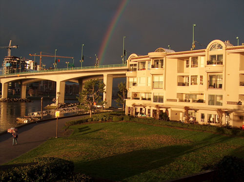 Gold on the Cambie Bridge?