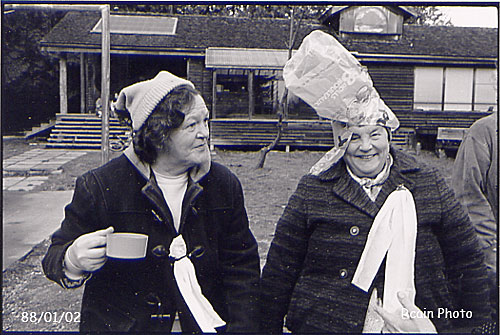 Rosie Nixon,Doris Savoie Rosie Nixon,Doris Savoie