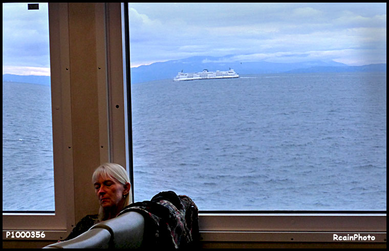 P1000356-ferry_passenger