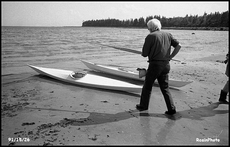 911526-kayak-savary