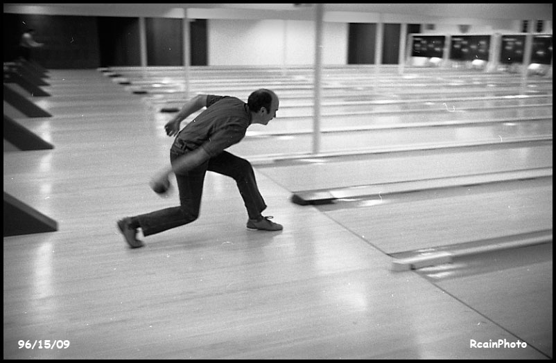 961509-bowling