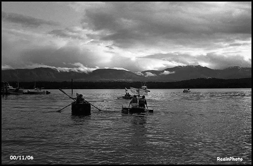 001106-thatch-homemade-boats