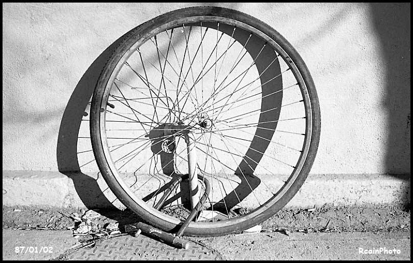 870102-montreal,bike-wheel