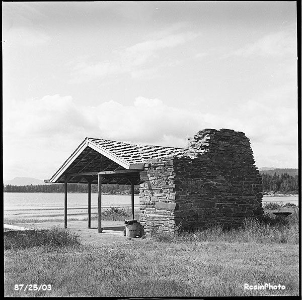 872503-picnic-shelter,Tribune