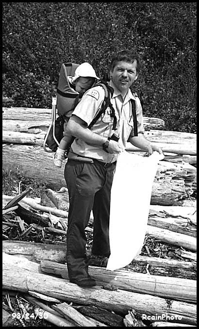 932430-beach-cleanup
