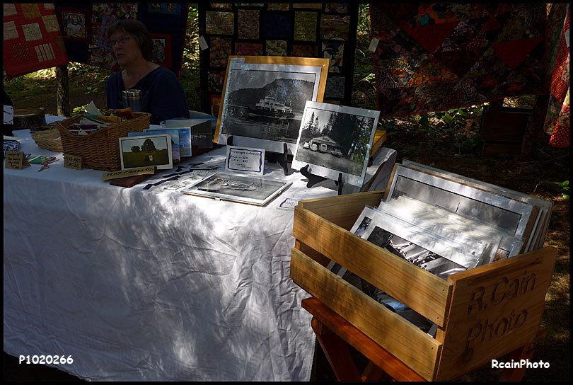 P1020266-July2016,Katrhis-table,market